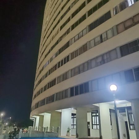 Apto Frente Ao Mar Peruíbe Exterior foto